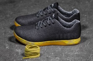 Nobull Heather Sportschuhe Herren Schwarz Gelb | 94162-YOLT