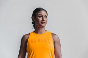 Nobull High-Neck Neon Muskelshirt Damen Orange | 76250-DKZQ