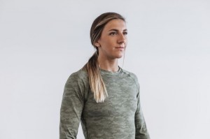 Nobull Lightweight Textured Long Sleeve Camo T-shirts Damen Camouflage | 81092-HPWO