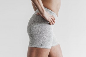 Nobull Mid-Rise 4 Plush Heather Kurze Hose Damen Weiß | 34607-DNBY