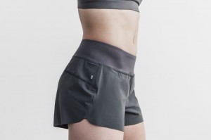 Nobull Pace 3 Kurze Hose Damen Dunkelgrau | 48216-QUAB