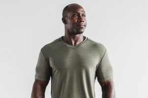 Nobull V-Neck T-shirts Herren Grün | 36245-UTQE